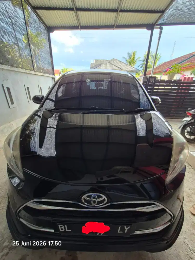 Toyota Sienta 1.5 type Q