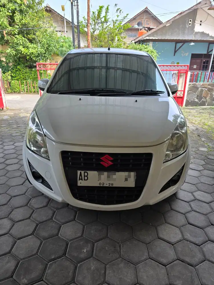 Jual Suzuki Splash AT tahun 2013 plat AB
