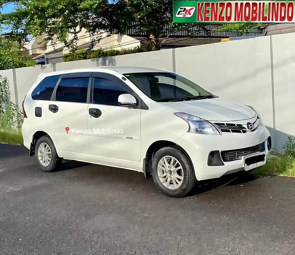 Xenia 1,3 R Deluxe AT 2015 putih,km rendah 119rb istimewah dp 17jt