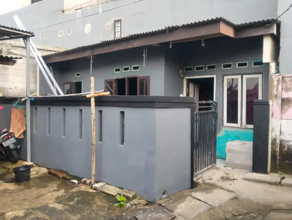 Rumah second dijual 200jt(50m²) Tapos Depok
