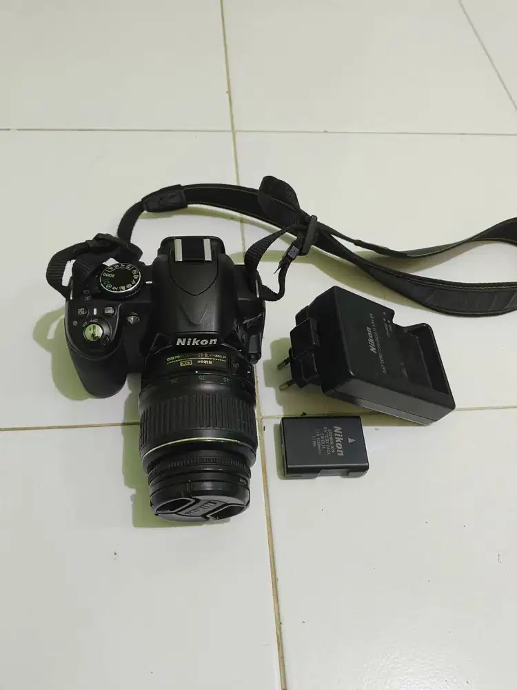 Kamera Nikon D3100