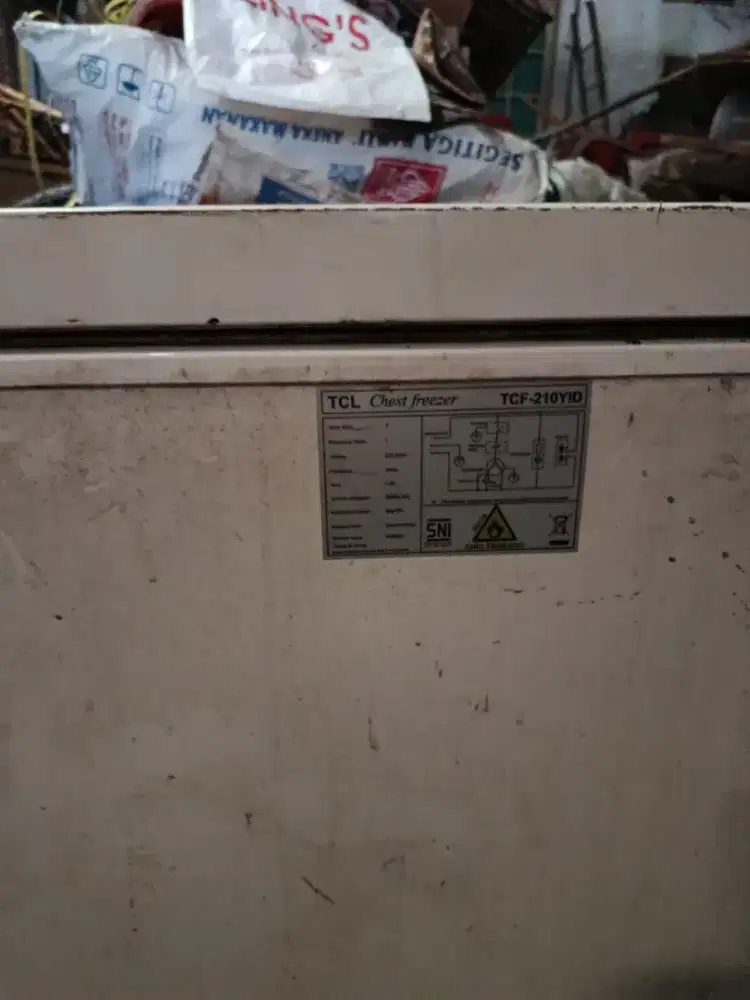 Dijual freezer TCL nego alus