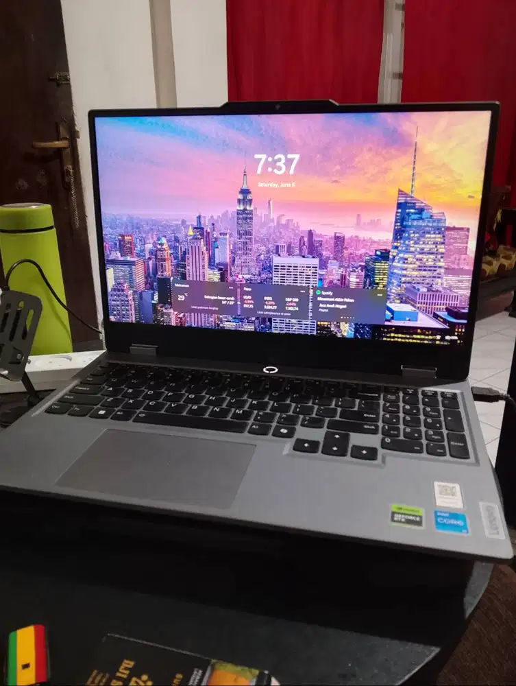 Laptop Lenovo LOQ / laptop gaming