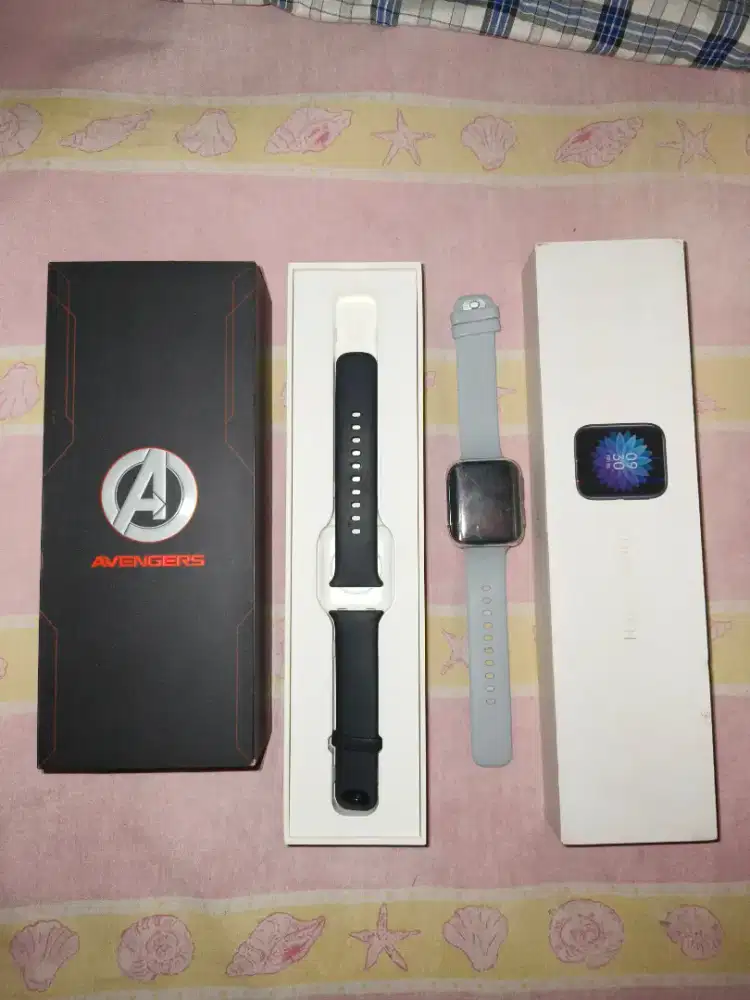 Oppo Reno 5 Marvel Edition Sepaket