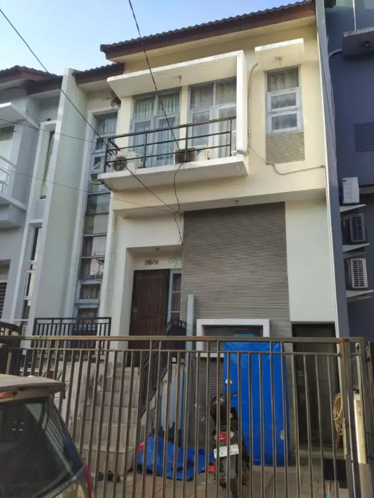 Dijual rumah Arcadia daan mogot blk d