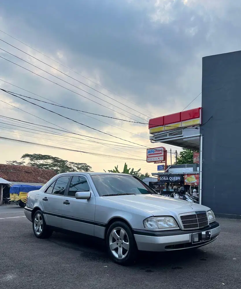 Mercedes-Benz C230 1997 Bensin