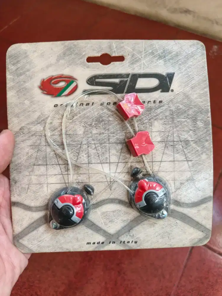 Pengencang sepatu balap/touring sidi original