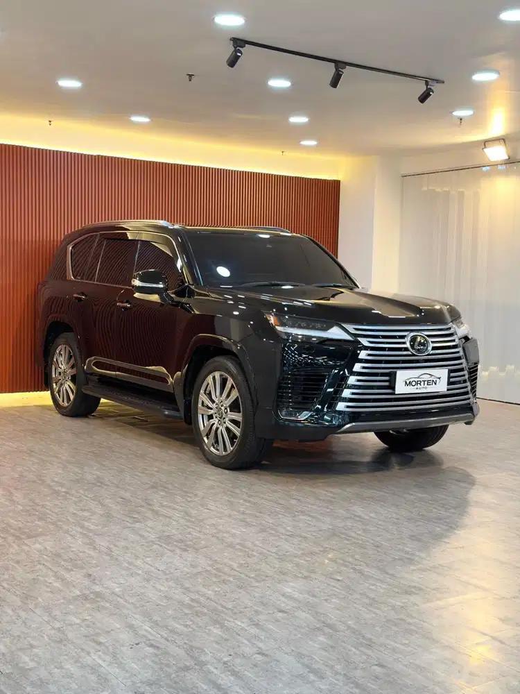 Lexus LX 600 VIP 4 Seater 2022 odo 10 Ribuan