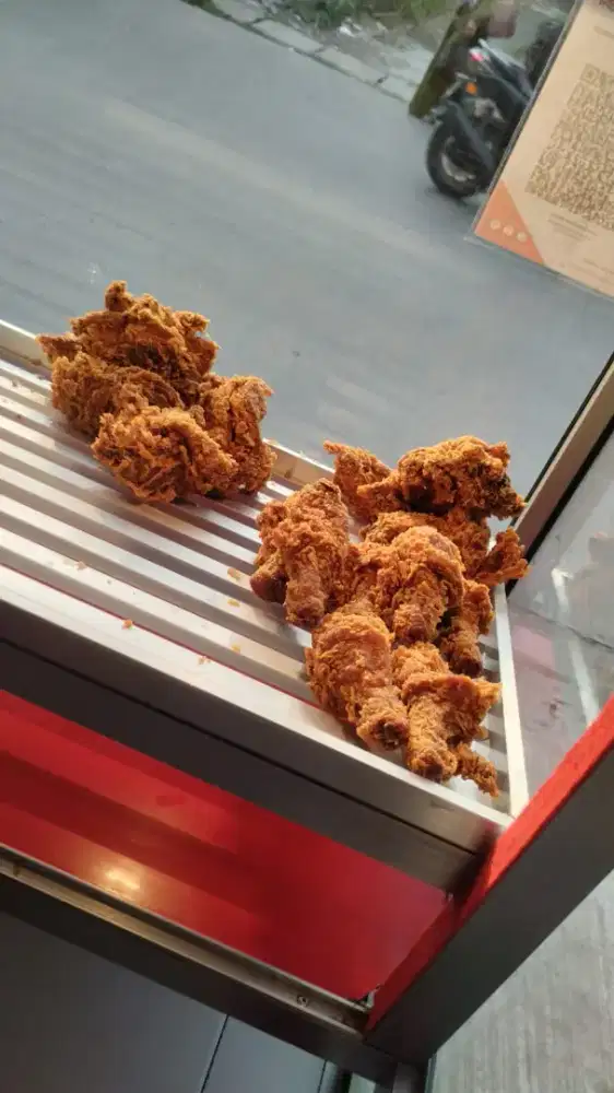 Lowongan kerja crew ayam geprek