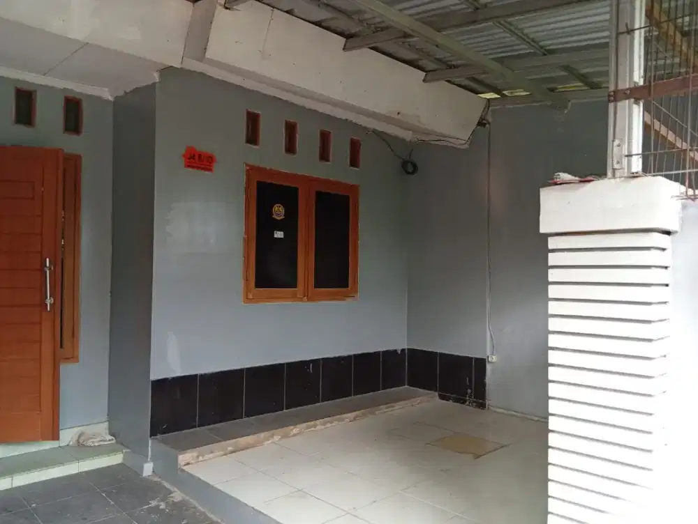 Jual rumah Komplek billabong, sertifikat