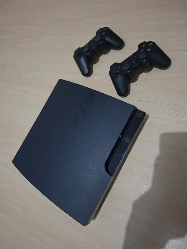 PS3 slim limited edition hardisk 250gb lengkap seperti baru