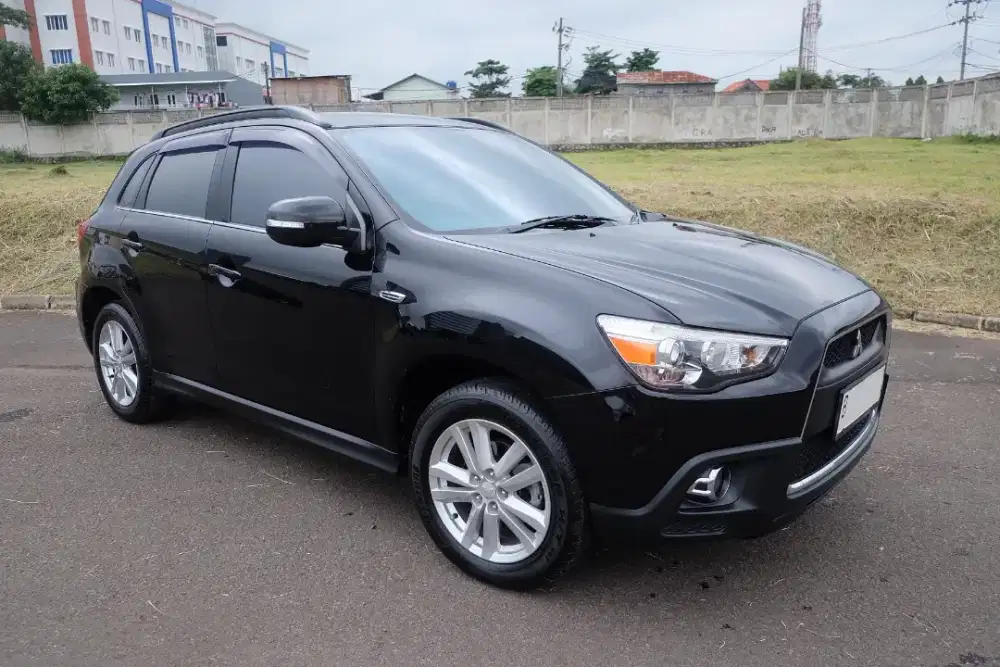 Mitsubishi Outlander PX Panoramic Sunroof 2014 AT LOW KM 100.000an