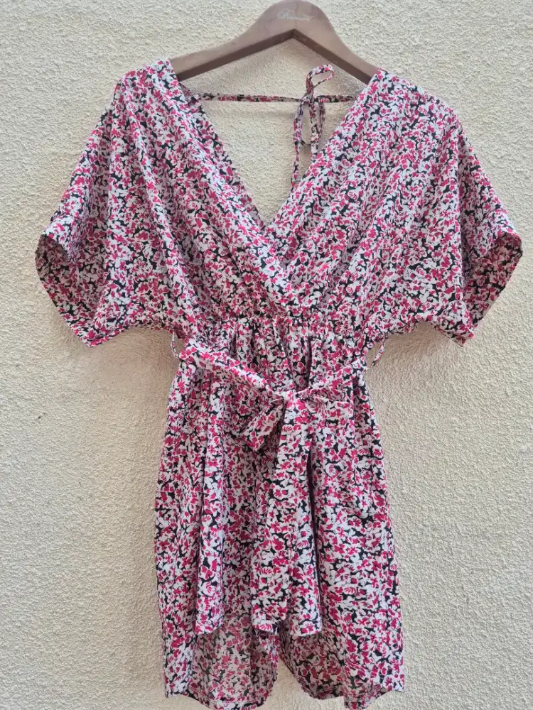 Pakaian wanita jumpsuit size S, M