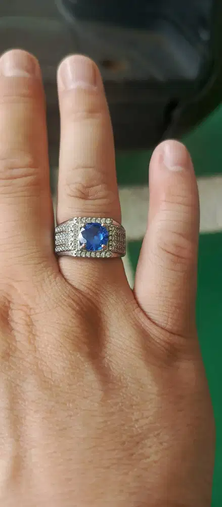 Cincin Blue Safir