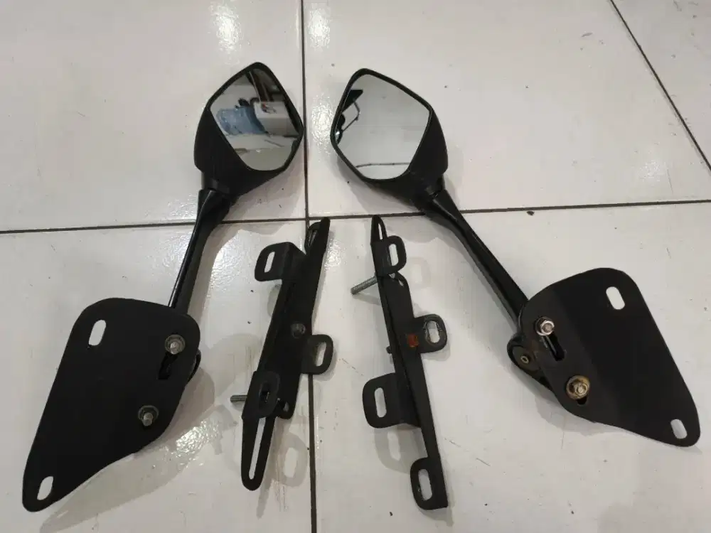 Breket serpo nmax old 1set tinggal pasang