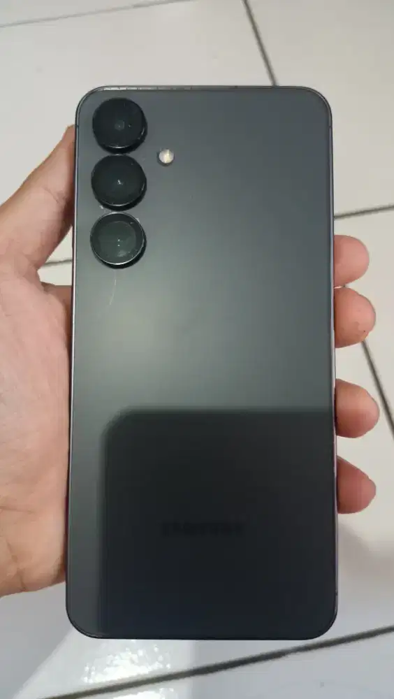 Samsung S24 Fe 8/256 gb