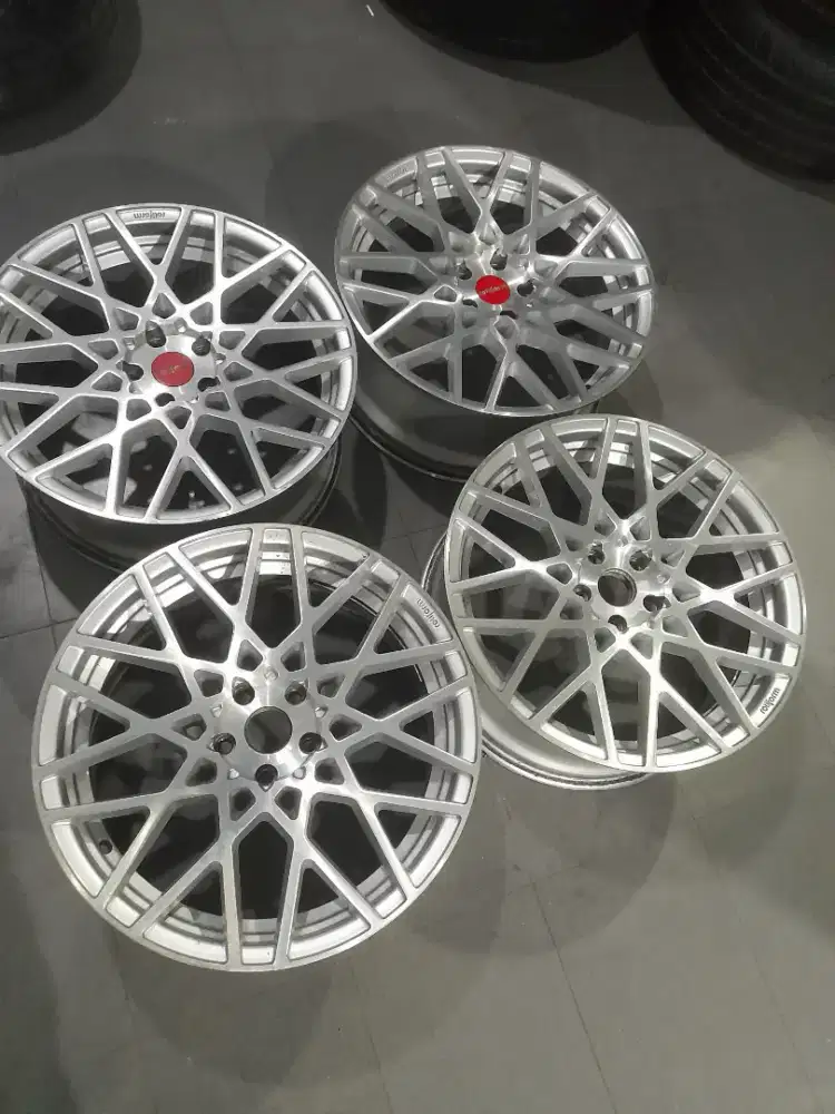 Velg Original Rotiform BLQ R20