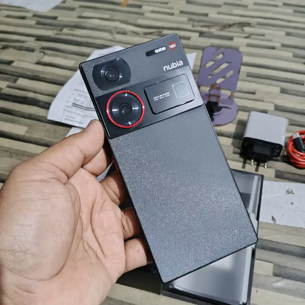 ZTE NUBIA Z60 YLTRA 12/256GB