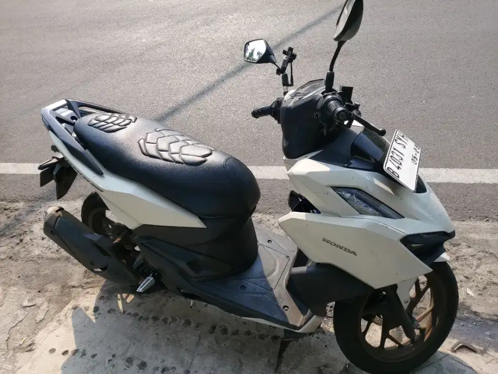 Dijual motor honda vario CBS tahun 2024