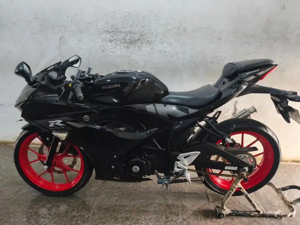 JUAL SUZUKI GSX 150 KEYLESS 2022 KM 26 RB