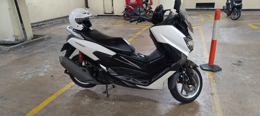 Nmax 155 Non ABS Putih