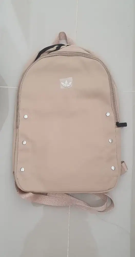 Di jual Tas Ransel Adidas. Baru