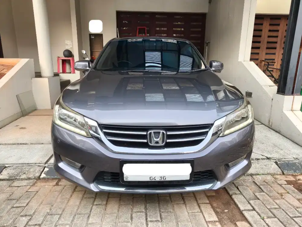 Honda Accord (2015)