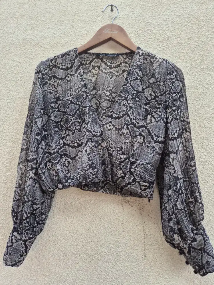 Atasan Baju wanita brand Zara