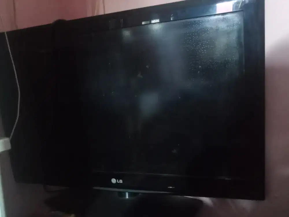DIJUAL CEPAT! Televisi merk LG