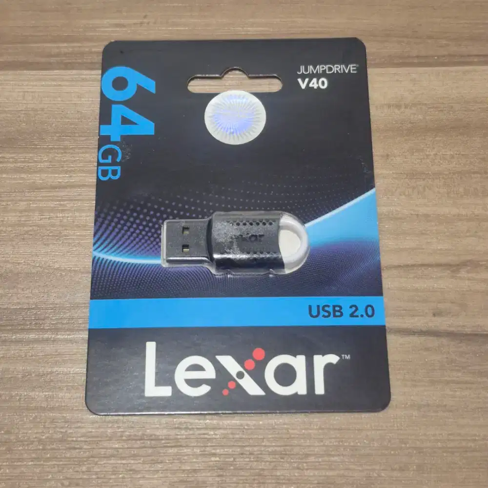 Lexar V40 USB 2.0 JumpDrive 32GB Flashdisk / Flash Drive