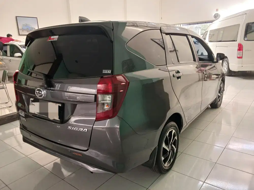 Daihatsu Sigra X 2023 Abu - Abu Metalik M/T 1.2cc