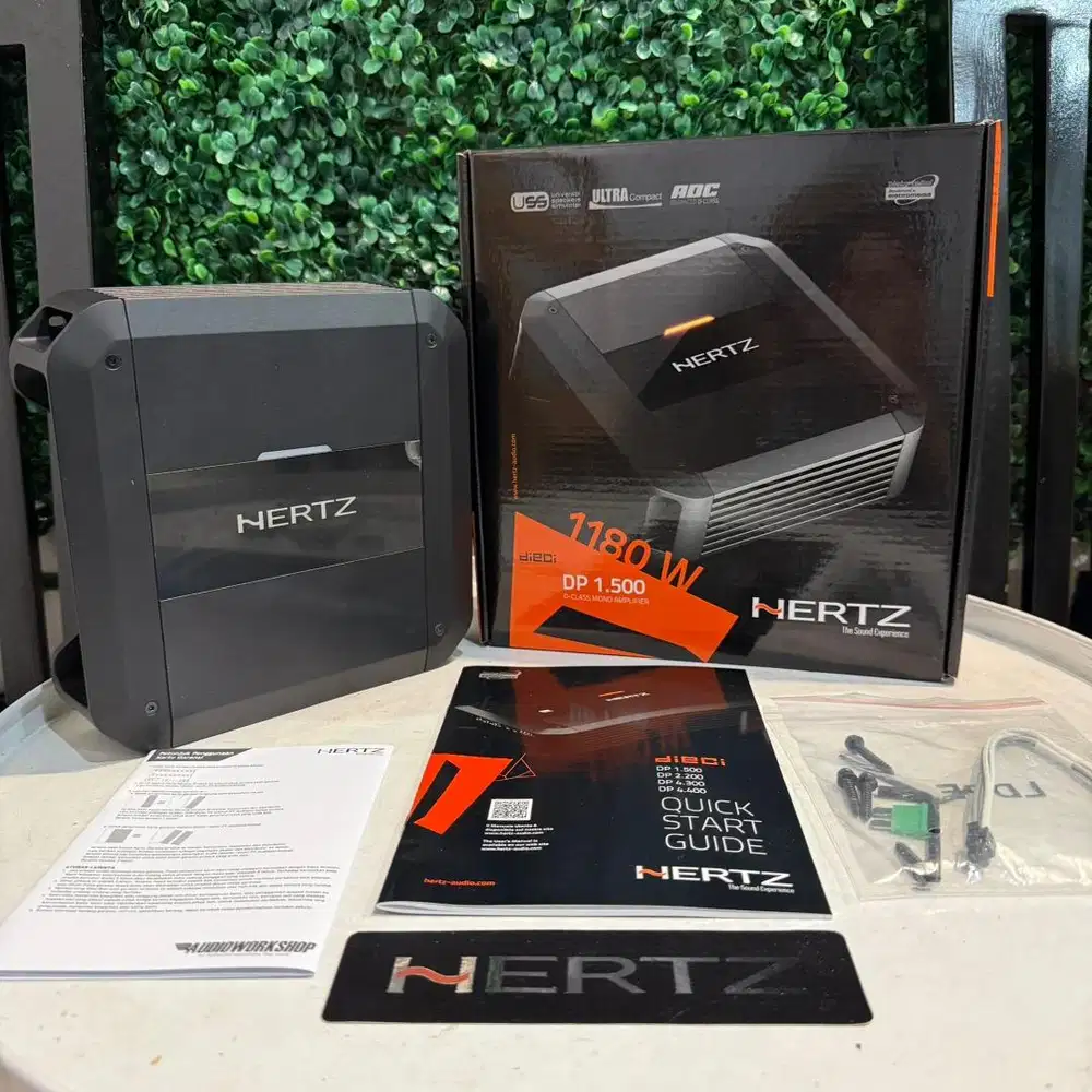 HERTZ DP 1.500 MONOBLOCK APLIFIER SUBWOOFER LIKE NEW AND FULL SET