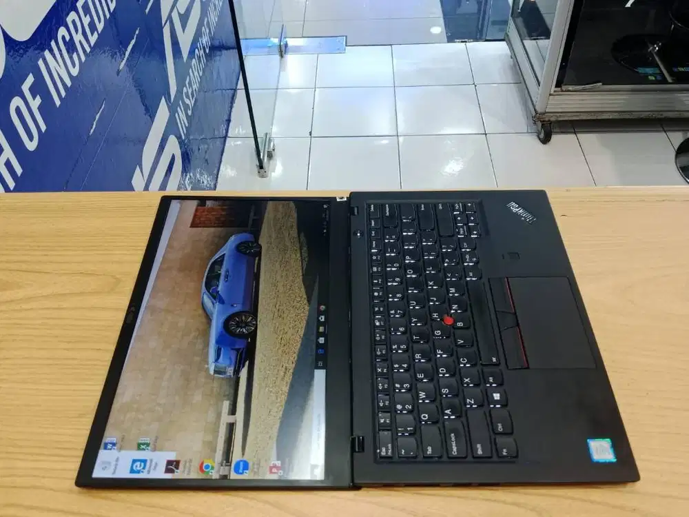 SUPER SLIM LAPTOP LENOVO THINKPAD X1 CARBON 6Th GENERATION CORE i7