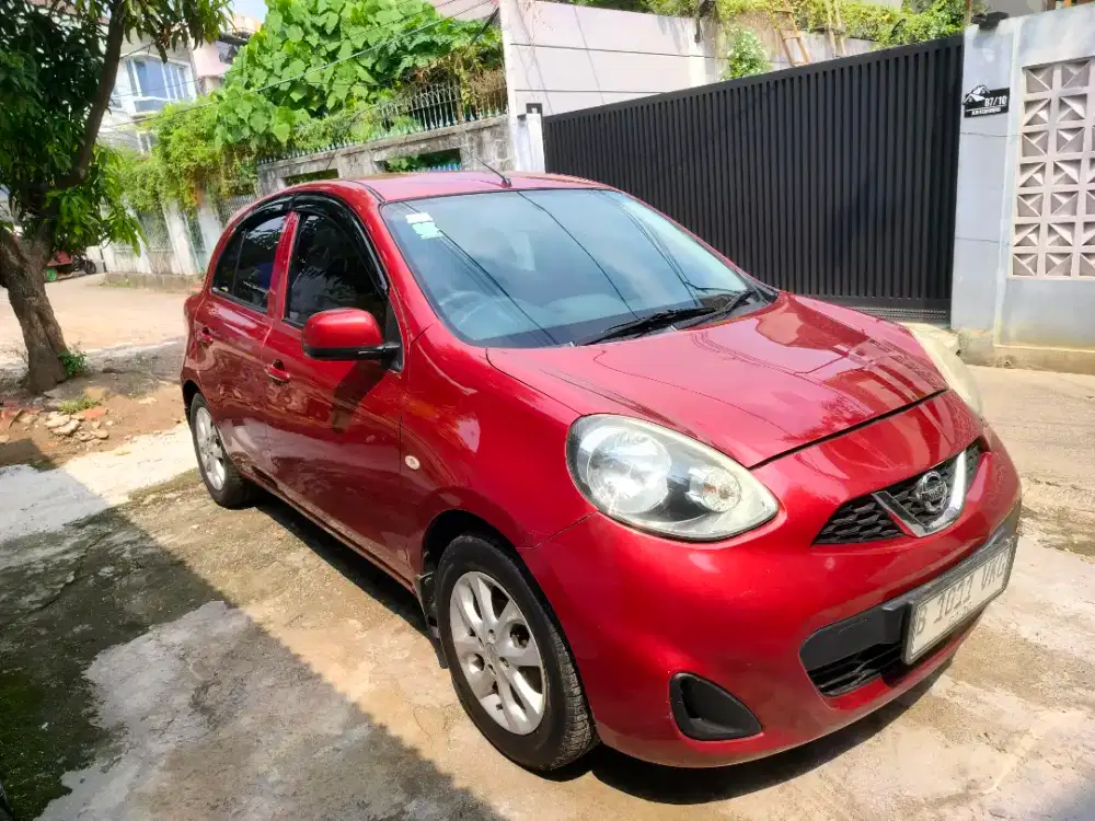 Nissan March 1.2L matic 2015