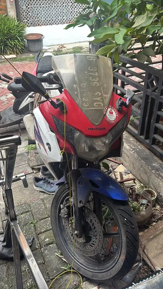 CBR 150 sudah 1,5 tahun tidak dijalanin, aki masih on jual apa adanya