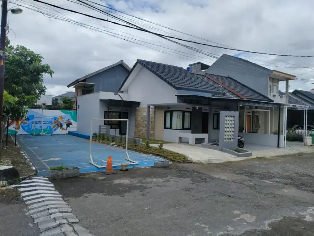 Dijual Rumah Hook FURNISHED Luas 157M ISTIMEWA kawistara riung bandung