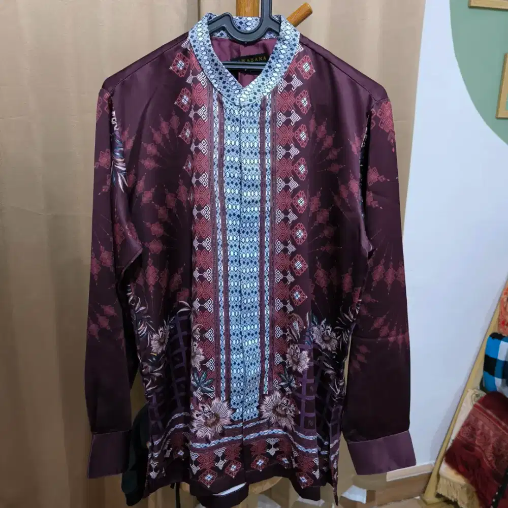 Masih Baru Nawasana uk S Baju Atasan Wanita Kemeja Coklat Batik