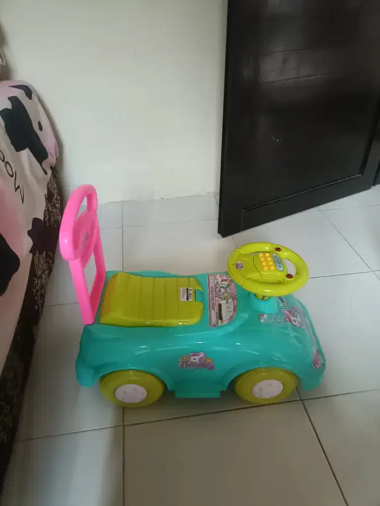 Dijual mobil2an anak