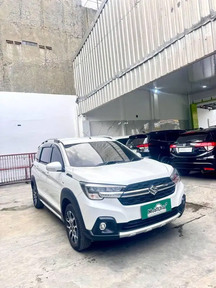 Suzuki XL 7 Zeta Manual (Km Low)Dp 10jtan