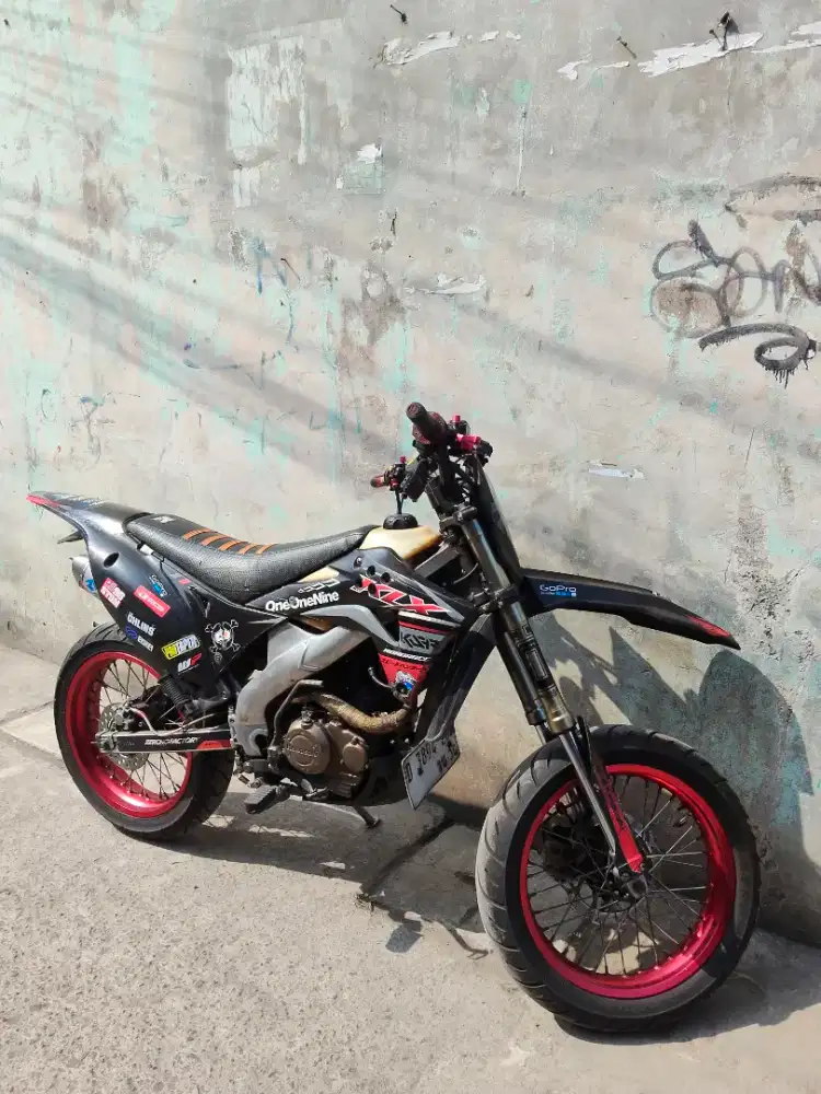 DTRACKER 150 bekas