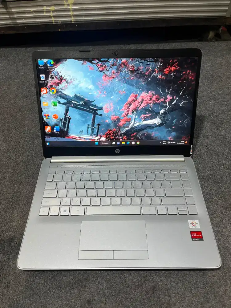 Dijual Hp 14s - dk1xxx Amd Athlon Silver 3050U ( ram 8/ nvme 512 )