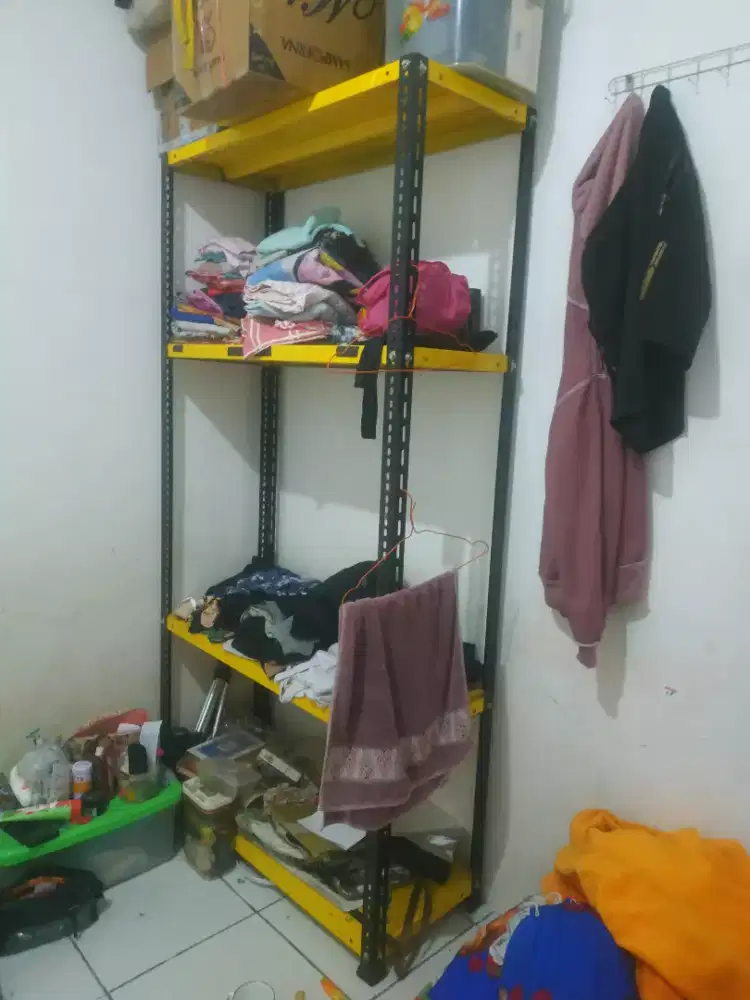 Rak besi bekas harga pas