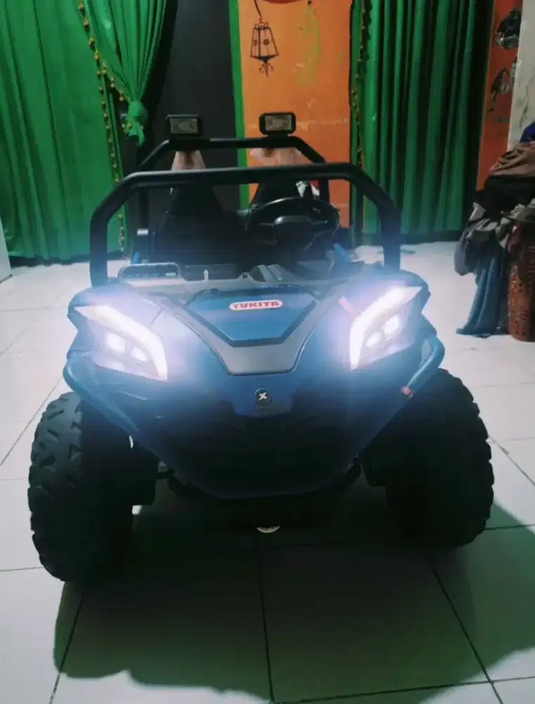 Mobil aki yukita 608