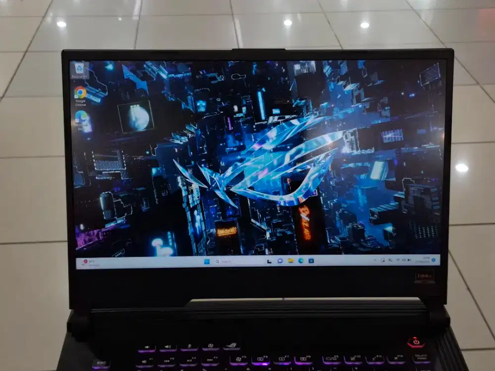 ASUS ROG Strix  intel Core i7-10750H GTX 166l50 Ti RAM 16GB SSD 512GB