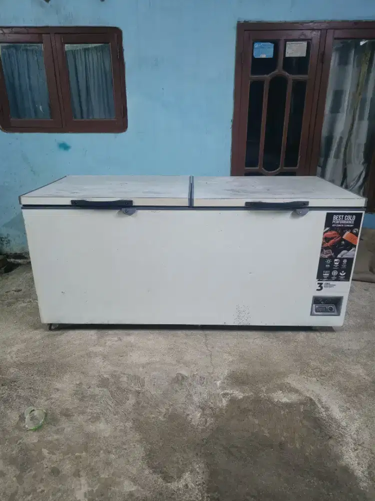 Chest freezer second
