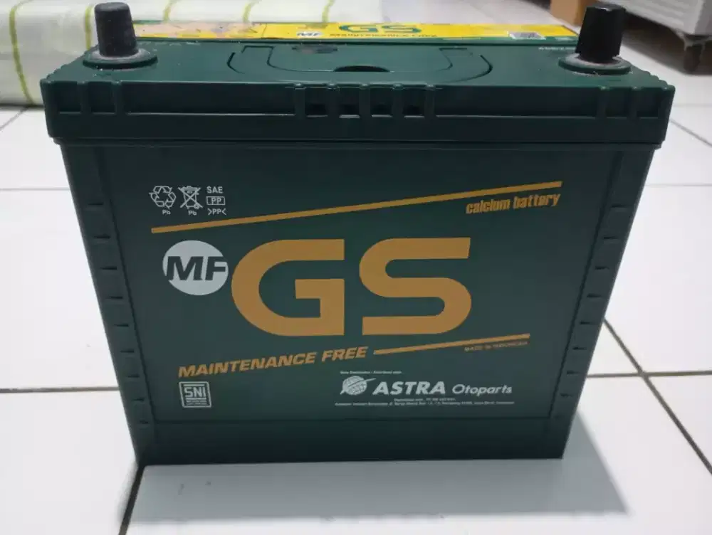 JuaL accu/aki mobil bekas rasa baru, karna cuma d pake 4 hari