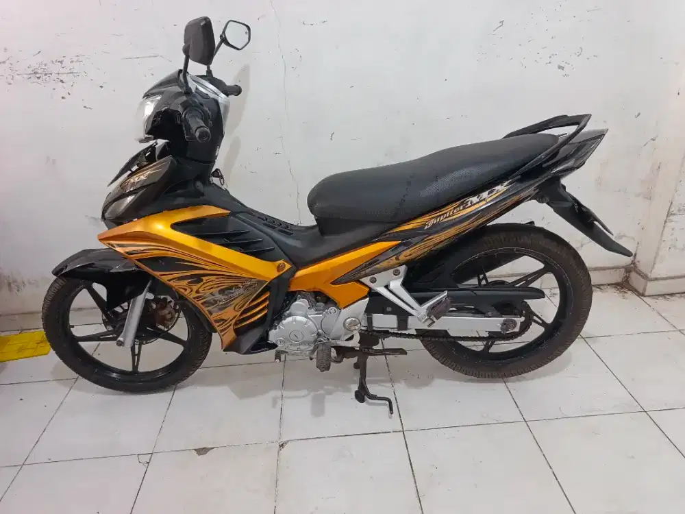Jual beli mx th2011 samping kompelik Andika hairi motor bjm