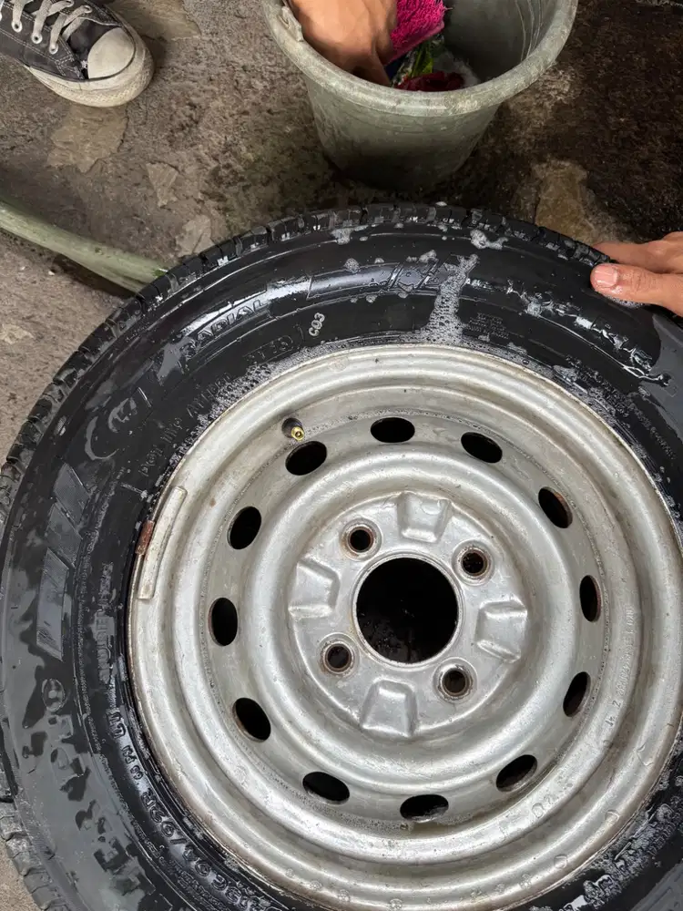 Di cari mekanik kendaraan roda empat