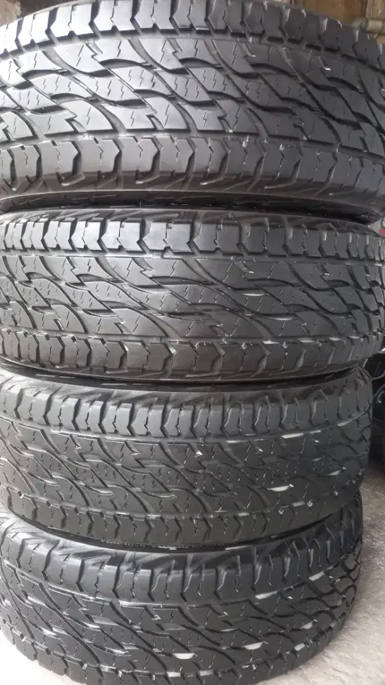 Ban Bridgestone dueler At ukuran 225/65/17