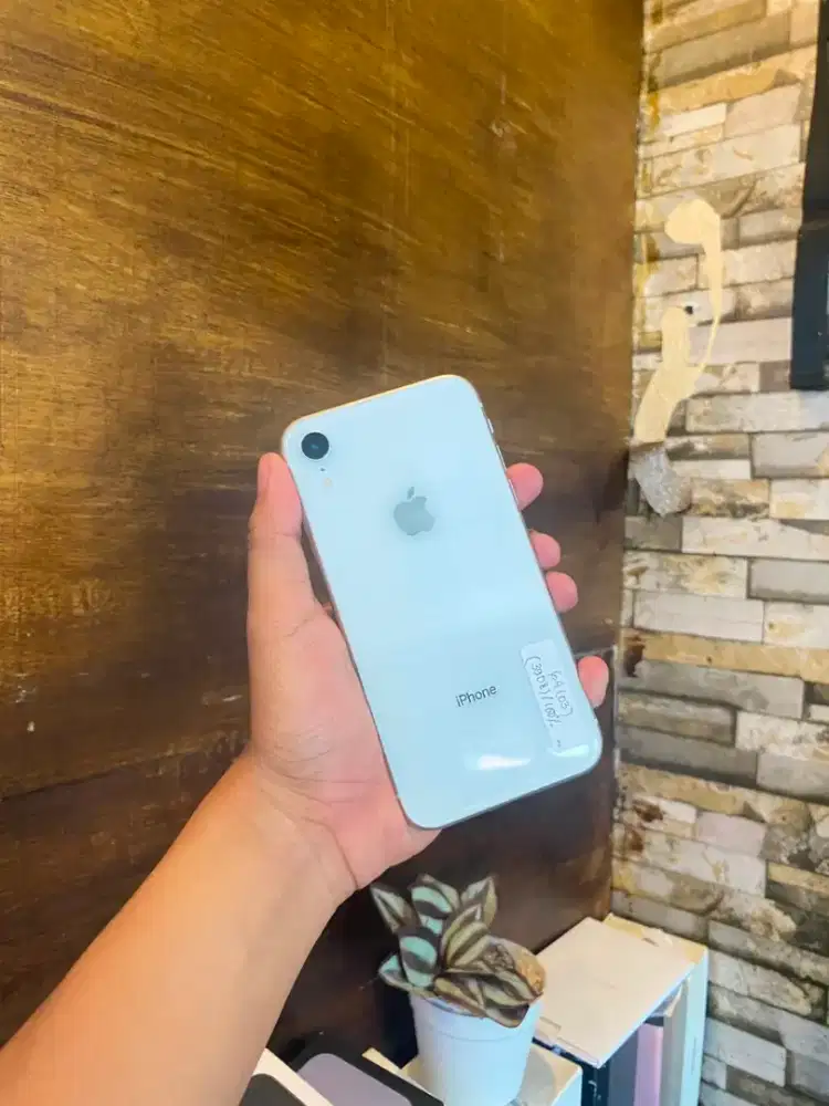 iPhone xr 64 gb